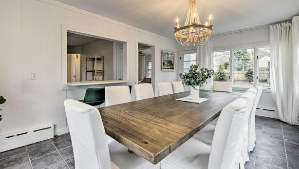 Unclassified image, 1 of 32, button - Cozy Sag Harbor House Rental - Walk to Beach! (Sag Harbor)