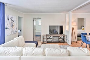 Room - Catskills Home + Fire Pit Near Hiking, Skiing (Cairo)