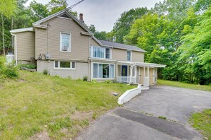 Exterior - Catskills Home + Fire Pit Near Hiking, Skiing (Cairo)