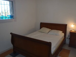 2 bedrooms - APT 3 ROOMS 44m2 + TERRACE 14m2 REF 4039 (MARSEILLAN PLAGE)