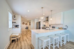 Maison (6 Bedrooms) | Cuisine privée