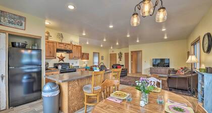 Large Ten Sleep Home on Main St, 10 Mins to Canyon