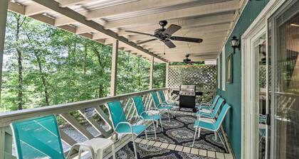 13 Mi to Hot Springs: Serene Royal Home w/ Deck!