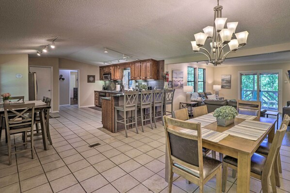 House (4 Bedrooms) | Interior - 13 Mi to Hot Springs: Serene Royal Home w/ Deck! (Royal)