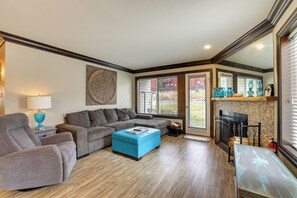 Apartment (1 Bedroom) | Interior - Walk to Giant Steps Lift - Brian Head Condo (Brian Head)