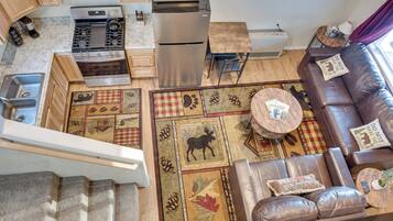 House (2 Bedrooms) | Interior