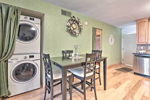 Interior - Sunroom + Beach Access: Hilton Head Condo (Hilton Head Island)