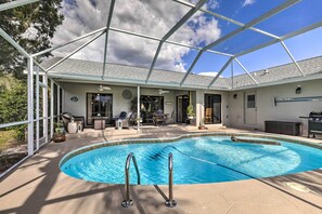 Outdoor pool - Palm Harbor Home w/ Pool & Golf Course Views! (Palm Harbor)