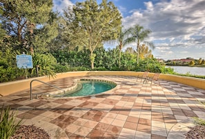 Apartment (4 Bedrooms) | Interior - 4 Mi to Animal Kingdom: Gem w/ Pool in Kissimmee (Kissimmee)