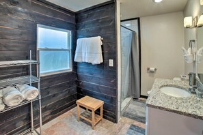 Cottage (2 Bedrooms) | Interior