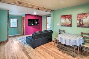 Cottage (2 Bedrooms) | Front of property