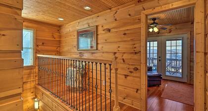 Decks & Panoramic Views: Rustic Sparta Cabin