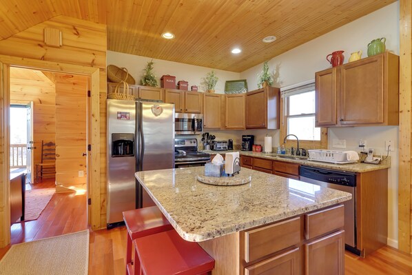 House (2 Bedrooms) | Interior - Decks & Panoramic Views: Rustic Sparta Cabin (Sparta)