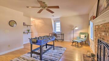 Cottage (2 Bedrooms) | Interior