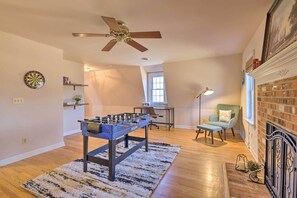 Cottage (2 Bedrooms) | Interior