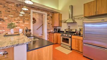 Cottage (2 Bedrooms) | Interior