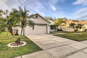 Exterior - Kissimmee Retreat: Fenced-in Yard w/ Pool! (Kissimmee)