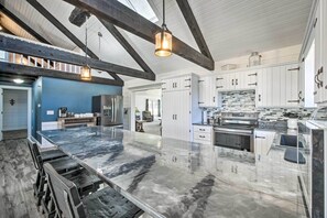 Rumah (4 Bedrooms) | Interior