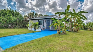 House (1 Bedroom) | Exterior