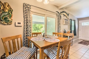 Interior - 2 Mi to Beach: Canal-front Home in Hudson! (Hudson)