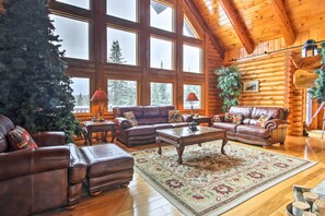 Interior - Spacious Twin Mountain Vacation Rental on 5 Acres! (Twin Mountain)