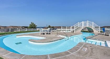 Lakefront Condo w/ Pool Access in Osage Beach!