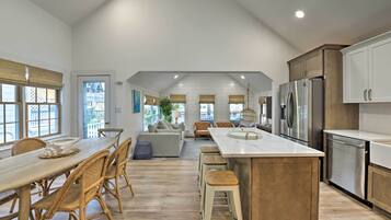 Apartment (1 Bedroom) | Interior