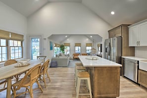 Apartment (1 Bedroom) | Interior