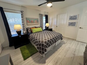 1 bedroom, WiFi, bed sheets - VILLA #1 WPB (West Palm Beach)