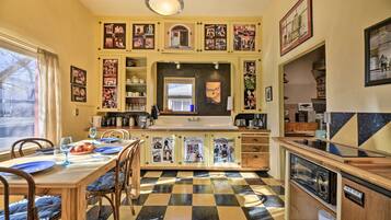 Apartment (0 Bedroom) | Interior