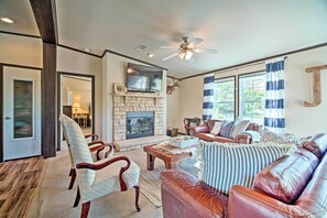 House (5 Bedrooms) | Front of property - Calm Retreat w/ Ponds ~ 12 Mi to Somerville Lake (Somerville)