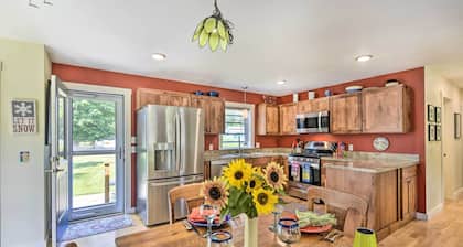 Sunny Morristown Home - Walk to Restaurants!