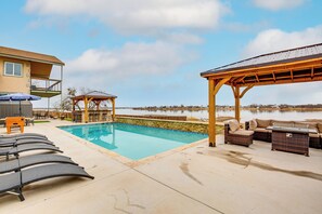 Casa (2 Bedrooms) | Interior