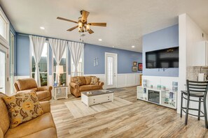 Casa (2 Bedrooms) | Interior