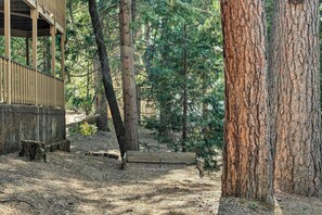 House (3 Bedrooms) | Interior - Pine Mountain Cabin w/ Hot Tub, 2 Mins to Marina! (Groveland)