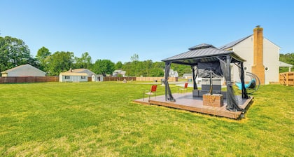 Richmond Area Home w/ Game Room & Patio!