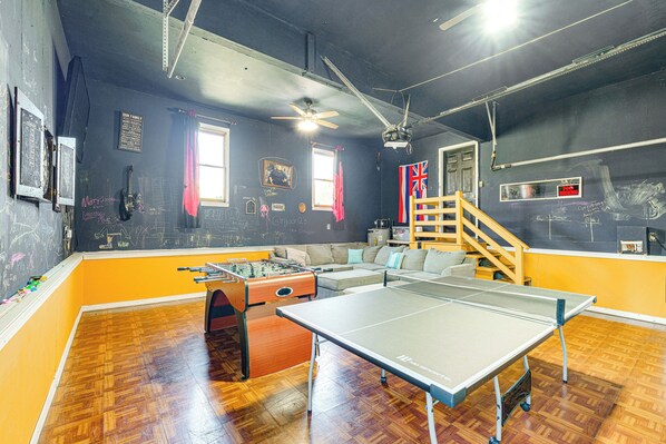 House (4 Bedrooms) | Interior - Richmond Area Home w/ Game Room & Patio! (Sandston)