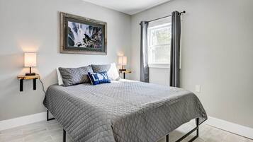 House (1 Bedroom) | 1 bilik tidur, ruang kerja komputer riba, cadar katil