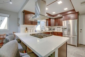 Casa (2 Bedrooms) | Interior