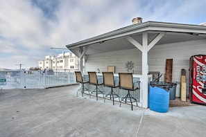 Interior - 1 Mi to Shops & Dining: Idyllic Lakeside Getaway! (Osage Beach)