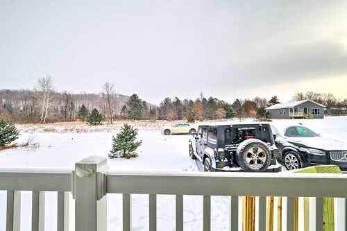 Scenic Retreat w/ Fire Pit: Near Shanty Creek