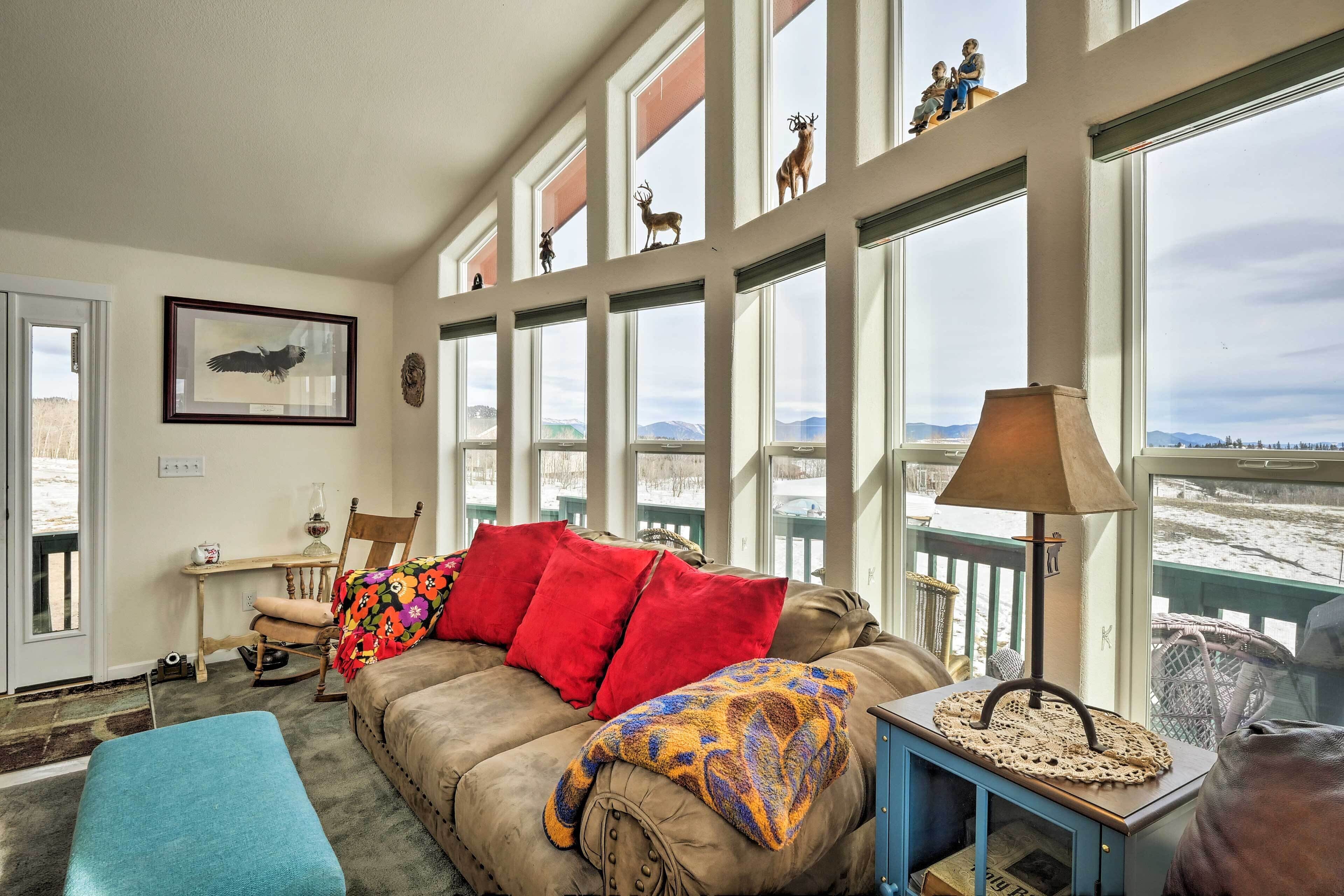 Como Retreat w/ Mountain Views: Near Hiking Trails