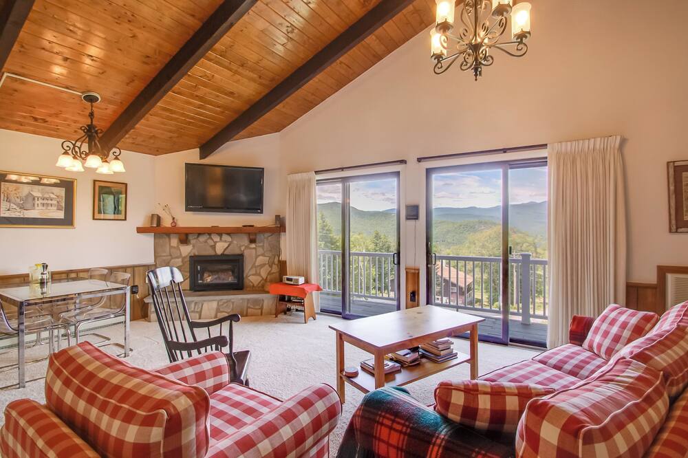 Mountaintop Condo w/ Great Mt Washington View - Pinkham Notch, NH