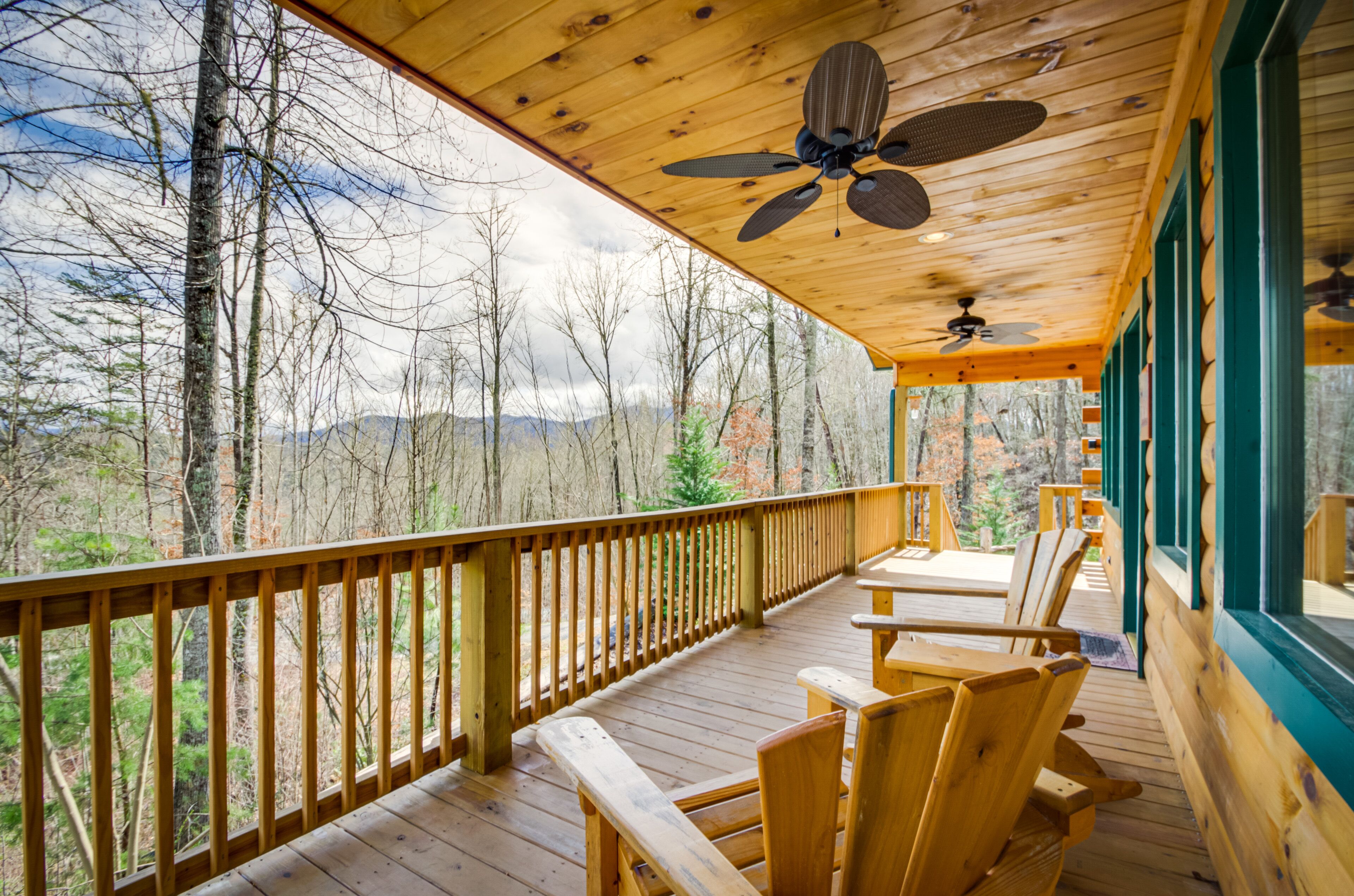 Cozy Bryson City Cabin - 2 Miles to Downtown!