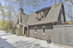 Exterior - Enchanting Tryon Home w/ Hot Tub ~ 14 Mi to Tiec! (Tryon)