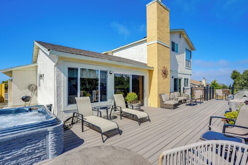 Vallejo Home w/ Spacious Deck, Hot Tub & Views