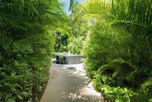 Luxe Tao Riviera Resort Condo w/ Beach & Golfing!