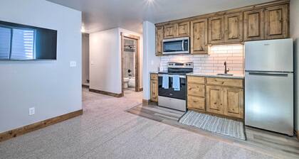 1 Mi to Downtown Loveland: Cozy Getaway!