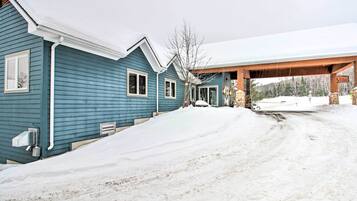 ุงูู
ูุดุฃุฉ ู
ู ุงูุฏุงุฎู