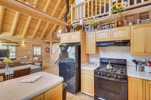 House (2 Bedrooms) | Interior